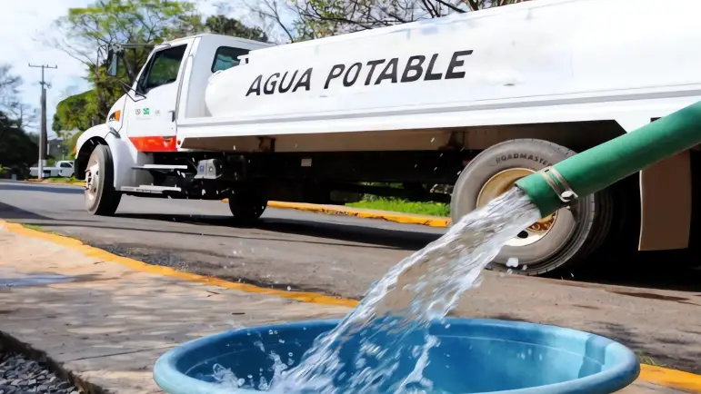 CDMX y Edomex distribuyen agua gratuita ante crisis hídrica
