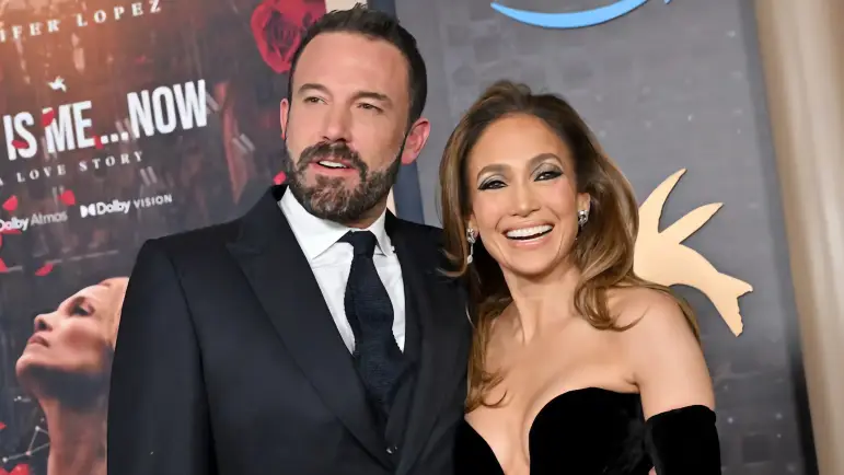 JLo brilla en comedia, Affleck en thriller tenso
