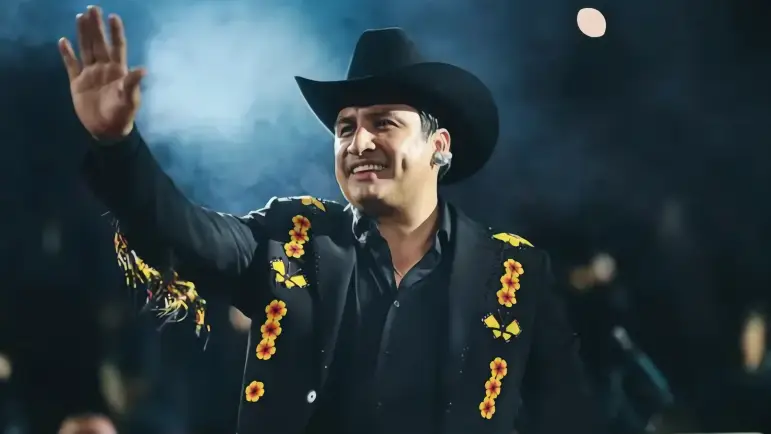 El regreso triunfal de Julión Álvarez
