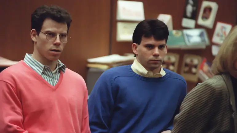 Fiscalía de Los Ángeles destapa décadas de engaños de los hermanos Menéndez
