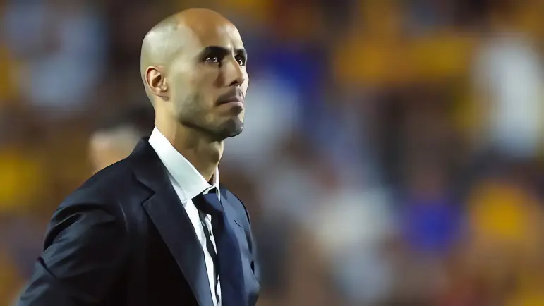 Suspensión de tres partidos para Guido Pizarro tras el Clásico Regio
