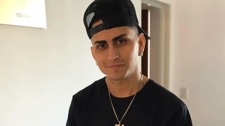 Cantante argentino revela diagnóstico de VIH
