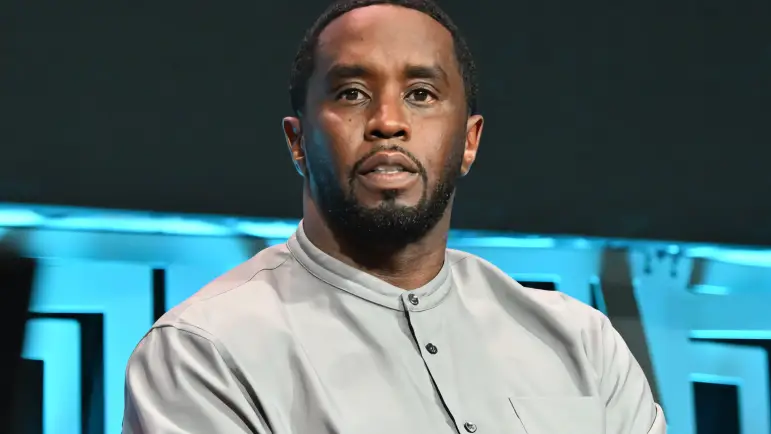 Diddy intenta silenciar a abogados antes del juicio en Manhattan
