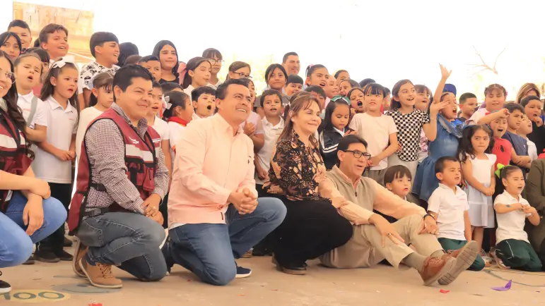 DIF Nogales alegra la infancia en el ejido de Cíbuta
