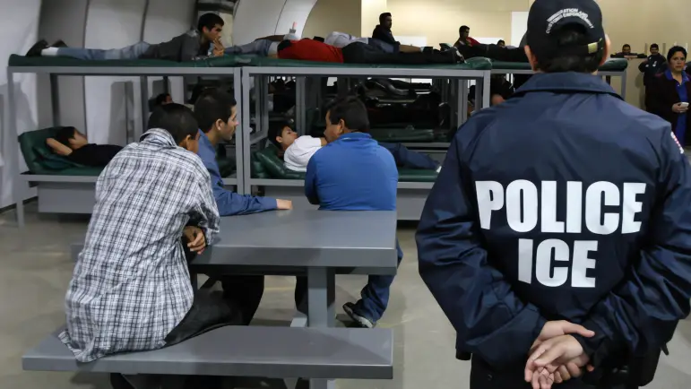 Muertes en centros de ICE de Florida exponen fallas sistémicas en atención médica
