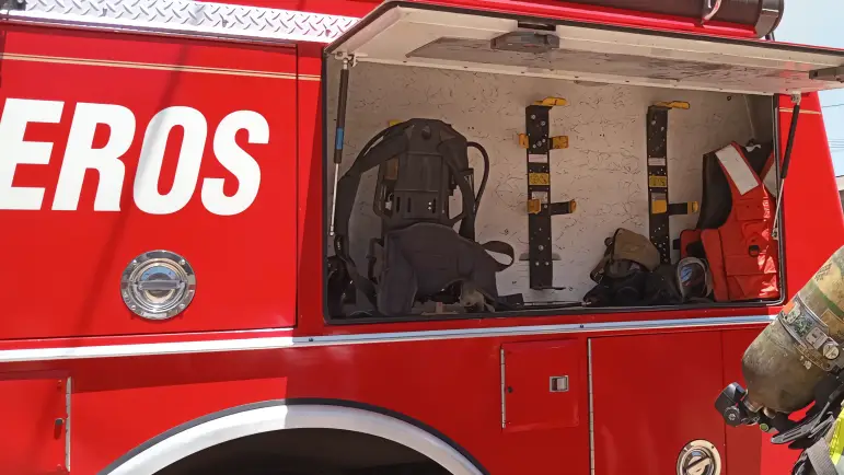 Incendio destruye vivienda en Nogales
