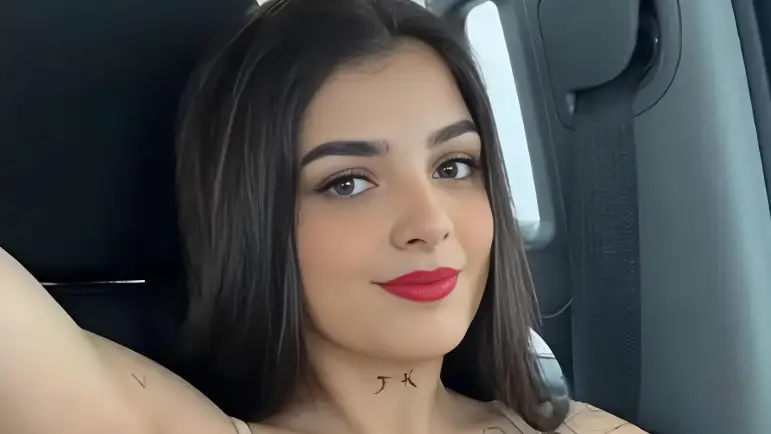 Karely Ruiz se burla de las críticas a su cuerpo tras el parto
