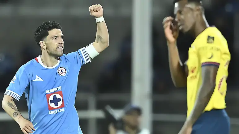 Cruz Azul elimina al América en emocionante semifinal
