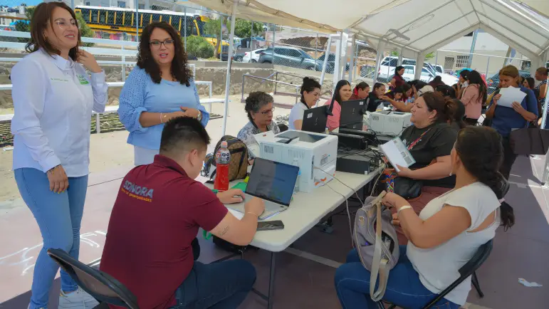 Registro Civil se une a jornadas comunitarias
Registro Civil participará en jornadas comunitarias
Jornadas comunitarias: Registro Civil se suma
Registro Civil fortalece su presencia comunitaria
Registro Civil amplía servicios con jornadas comunitarias
