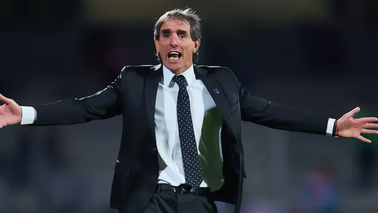 Pachuca bloquea salida de Almada: alta cláusula de rescisión
