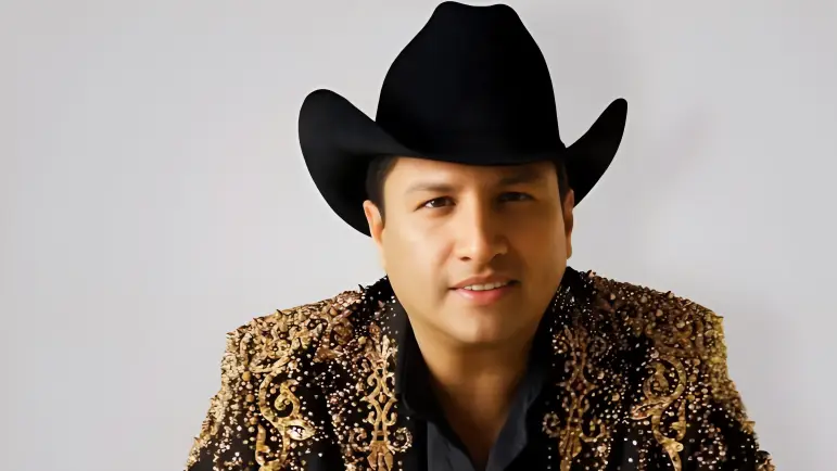 Julión Álvarez: Concierto en AT&T Stadium cancelado por problemas de visa
