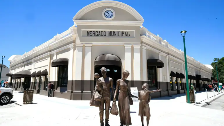 El Mercado Municipal de Hermosillo: Un siglo de historia viva
