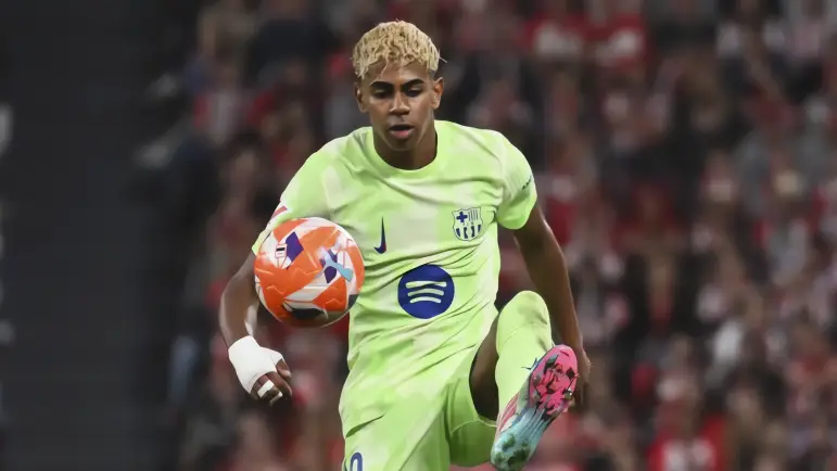 Yamal extiende su contrato con el Barça hasta 2031
