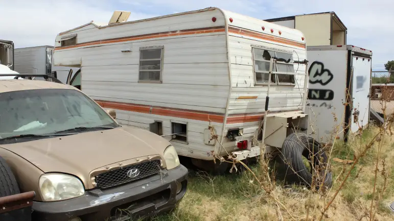 17 migrantes rescatados en Arizona tras sufrir hacinamiento y calor extremo
