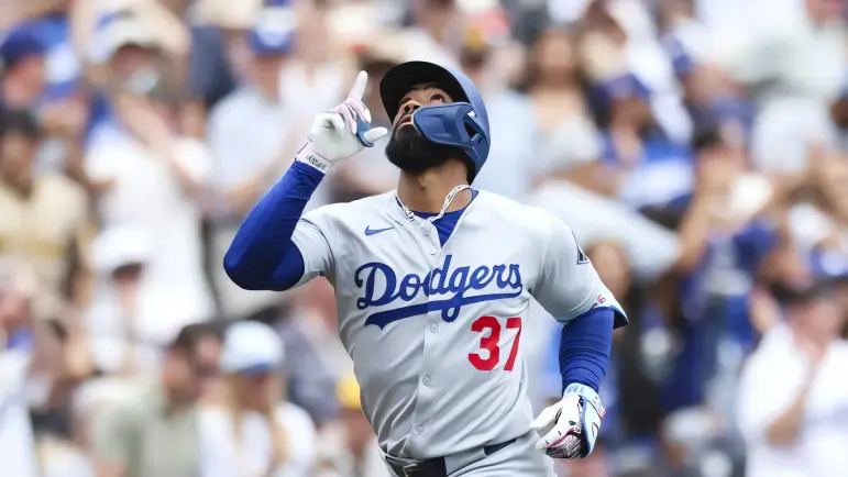 Dodgers superan a Padres con jonrones de Hernández y Conforto
