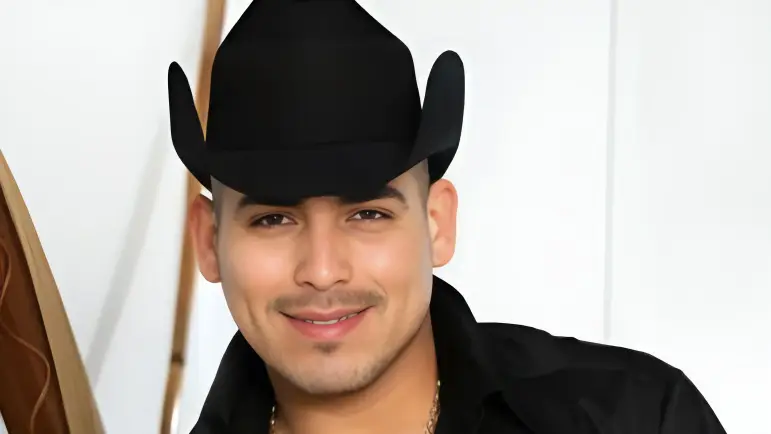 Espinoza Paz cuenta la historia de "Cabecita Dura"
