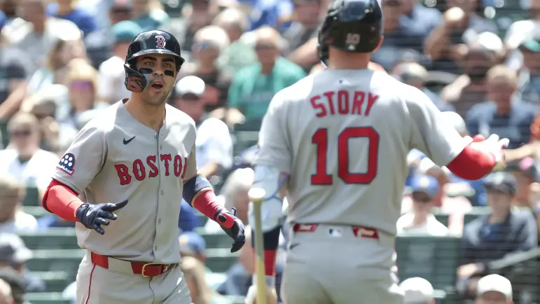 Jonrones de Mayer y Story impulsan victoria 3-1 de Medias Rojas sobre Marineros
