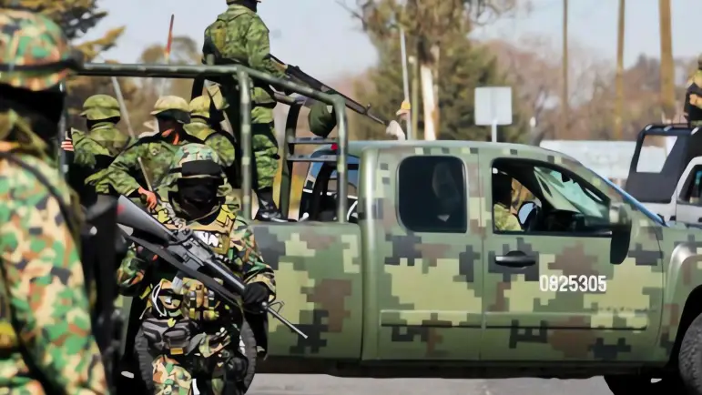 Megaoperativo en Culiacán: 17 detenidos, arsenal y drogas aseguradas
