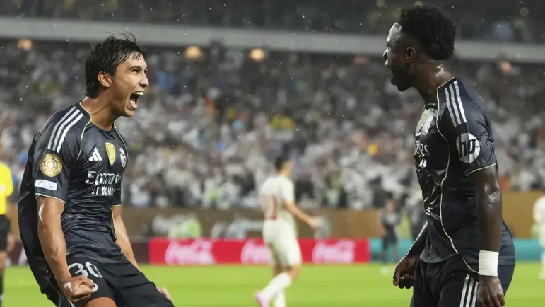 Vini Jr. guía al Madrid a octavos
