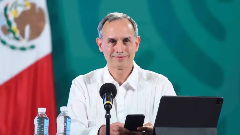 Sheinbaum designa a López-Gatell representante de México ante la OMS
