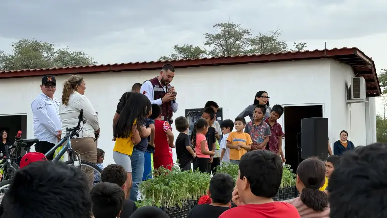 La Mesa se une en jornada comunitaria
