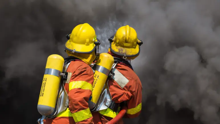 Fallecimiento por incendio doméstico en Mesa, Arizona
