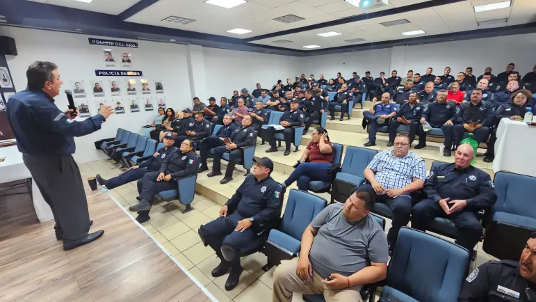 Capacitación integral para la policía

