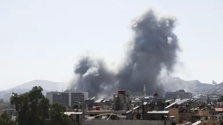 Ataques israelíes en Damasco dejan 13 heridos y agravan la tensión en Siria
