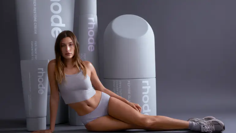 Hailey Bieber revela qué hará con la fortuna de Rhode