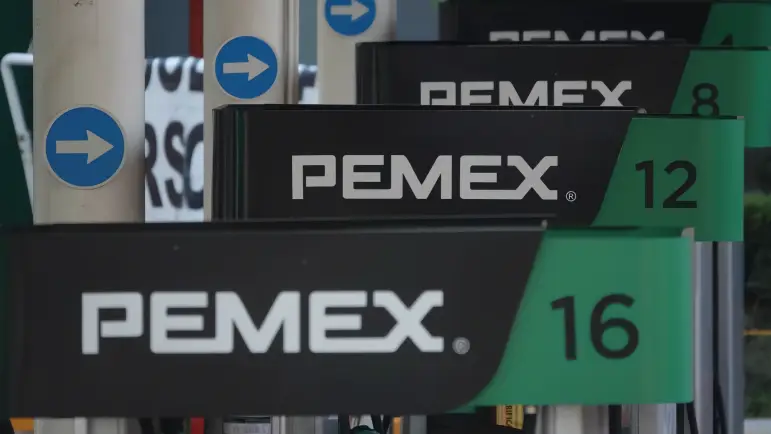 Fitch mantiene alerta tras polémico rescate de Pemex por US$9,500 mdd
