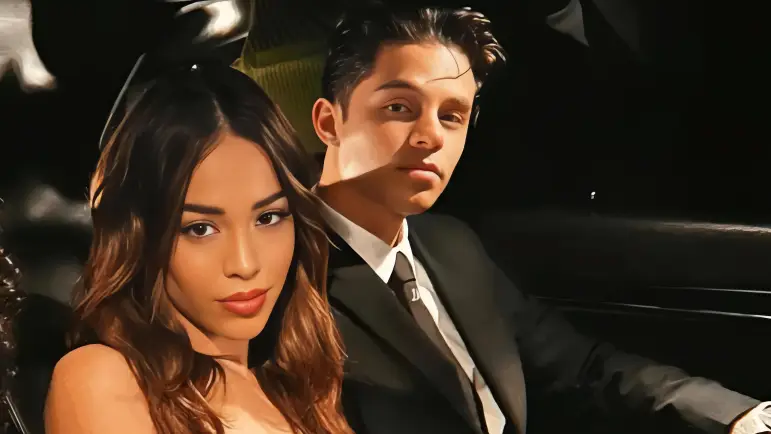 Danna Paola y Alex Hoyer niegan problemas tras video de París
