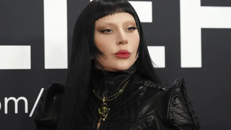 Lady Gaga se identifica como "Labubu" y causa sensación en redes sociales
