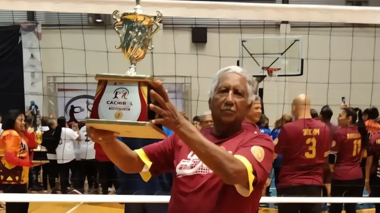 50 Años Transformando Vidas: El Legado Deportivo de un Profesor de Nogales
