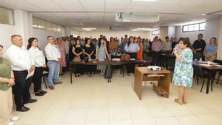 Seminario de capacitación para funcionarios
