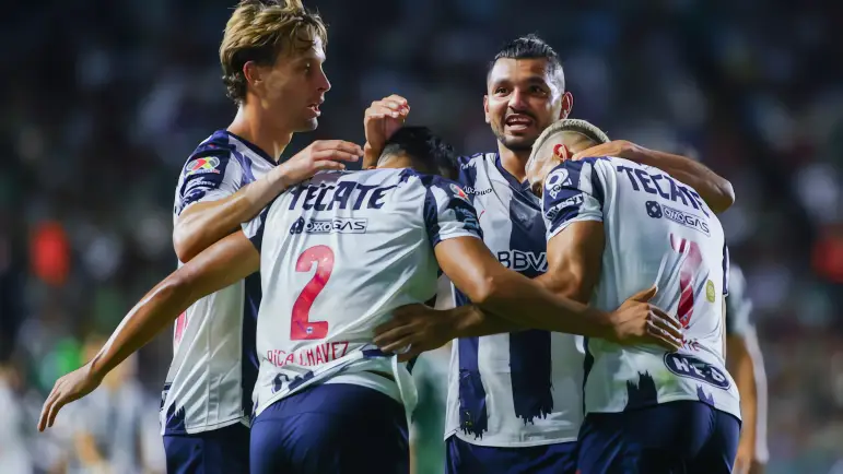 Monterrey vence a León con errores del rival
