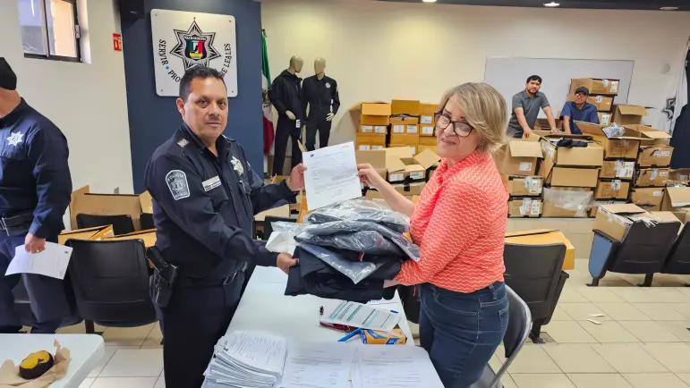 Entrega de 530 uniformes refuerza seguridad y confianza en Nogales