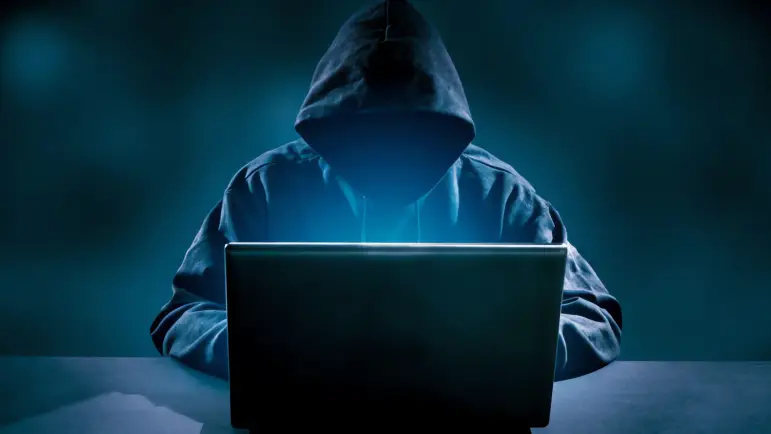 Robo de identidad a niña autista en Arizona: La lucha de una madre
