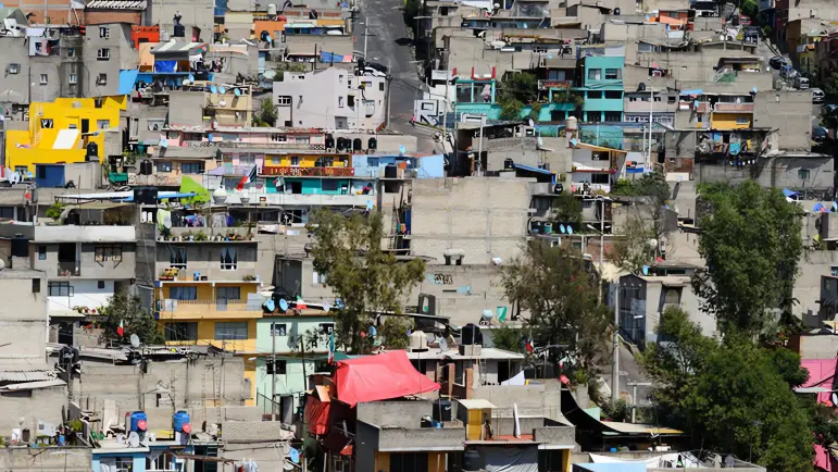 Pobreza juvenil en México: 11.8 millones de afectados
