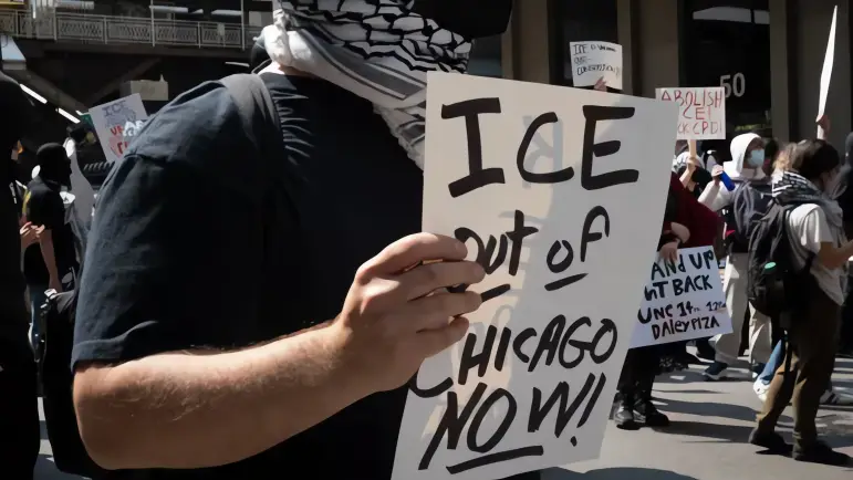 Chicago alerta por posibles redadas migratorias durante festejos del 16 de septiembre