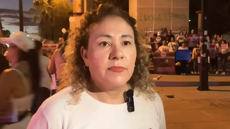 Madres Buscadoras marchan en Nogales para exigir un alto a la violencia
