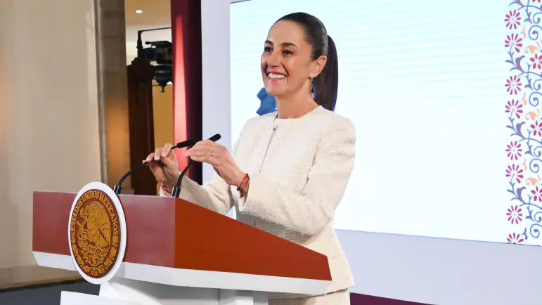 Sheinbaum defiende autonomía del INE y propone voto electrónico