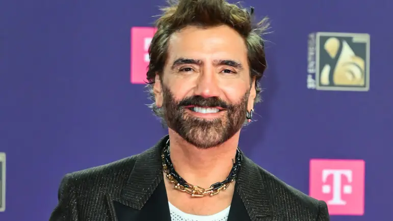 Alejandro Fernández: La dura lucha que lo dejó sin poder caminar