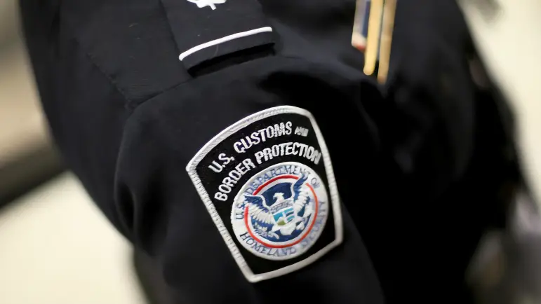 Restos humanos encontrados en maleta en aeropuerto de Tampa