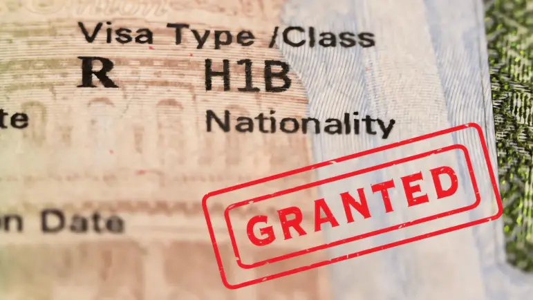 Las visas H-1B: ¿Un freno a la innovación en Estados Unidos?