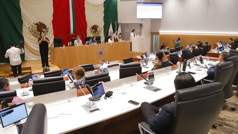 Congreso de Sonora analiza iniciativas en salud, movilidad y representación electoral