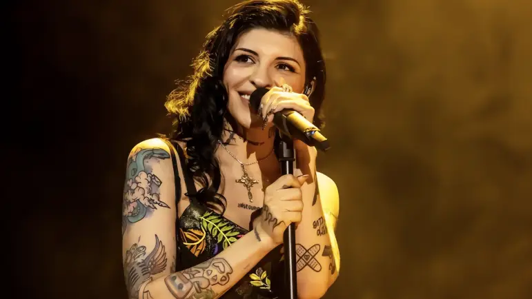 Cazzu Fusiona Trap y Pop Mexicano en un Concierto Inolvidable en México