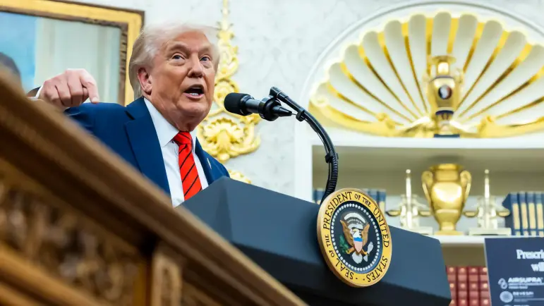 Revés judicial a la casa blanca: Jueza detiene recortes federales en medio del bloqueo legislativo