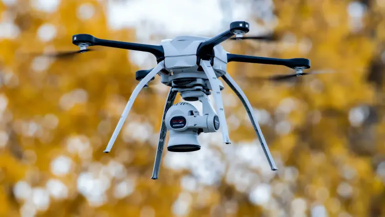 Atacan con drones explosivos la fiscalia en Baja California: Nueva táctica en guerra contra el narcotráfico