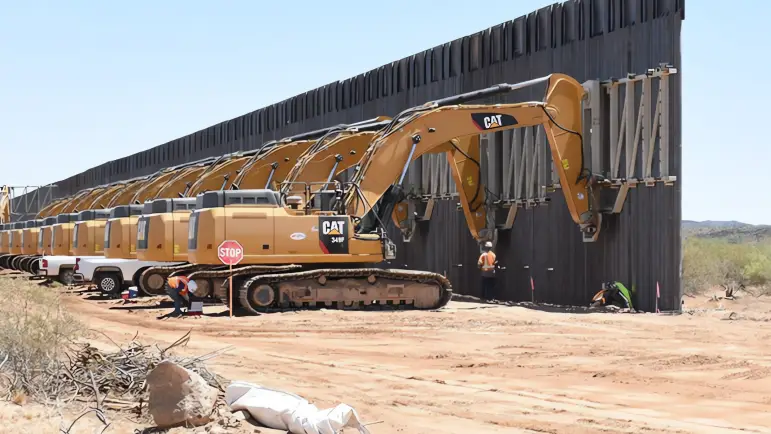 Trump destina $4.5 mil millones para su 'muro inteligente' en la frontera, con proyectos clave en Arizona