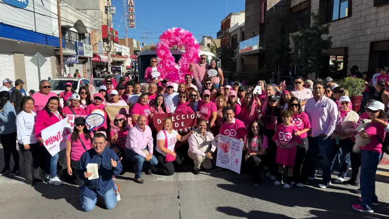 Nogales se Viste de Rosa en Marcha Unida por la Prevención del Cáncer de Mama